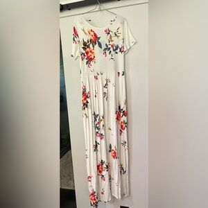 Floral Maxi Dress - Cream and Red